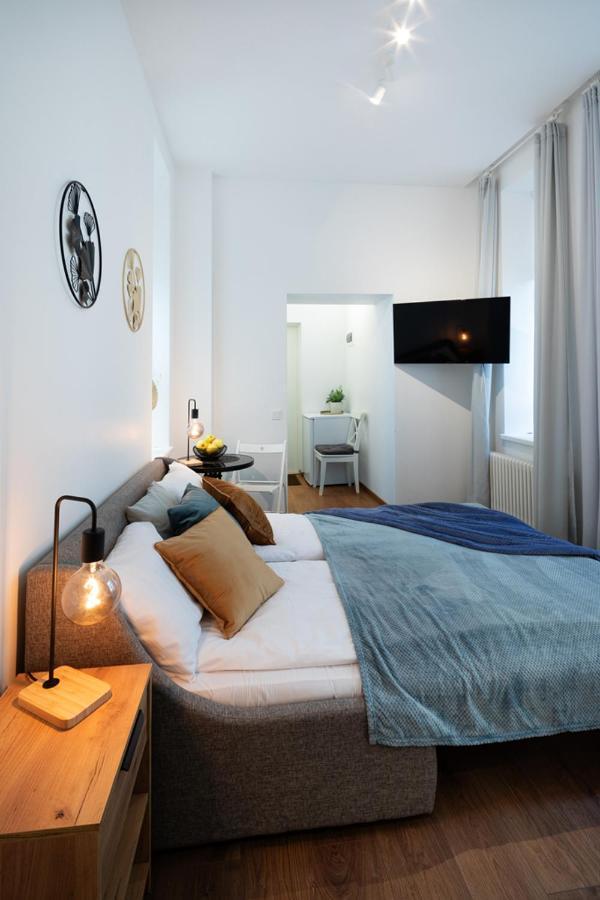 Kalnina Street Studio Apartment รีกา ภายนอก รูปภาพ